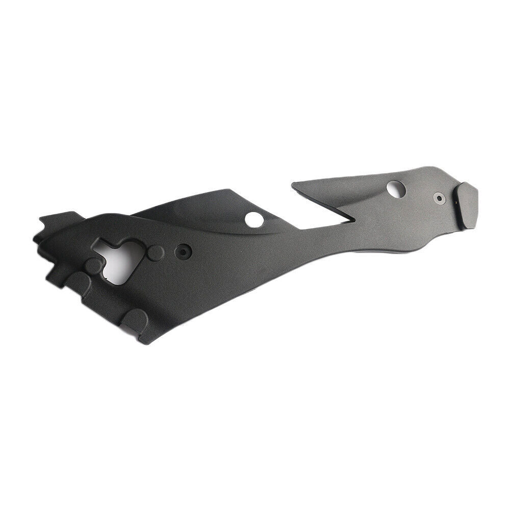 ya 1 8.5.1 2048261424 Upper headlight protection cover right side suitable for Mercedes W204 C300
