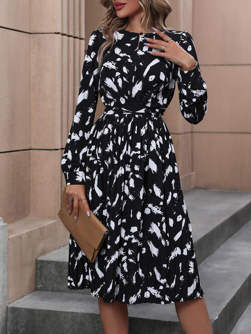 Printed Tie Back Long Sleeve Dress