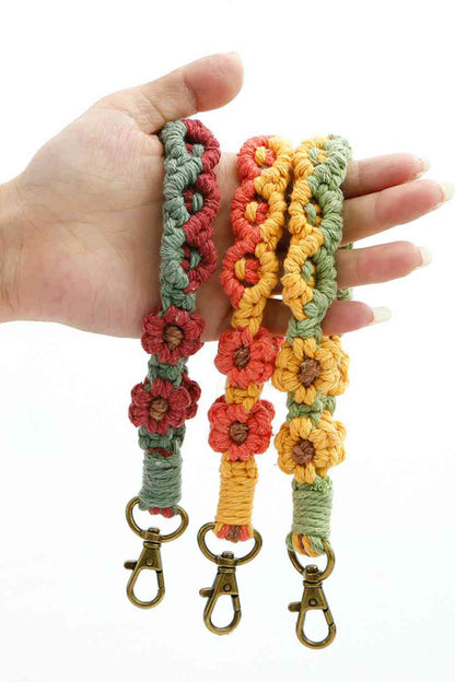 Flower Shape Wristlet Alloy Closure Macrame Key Chain