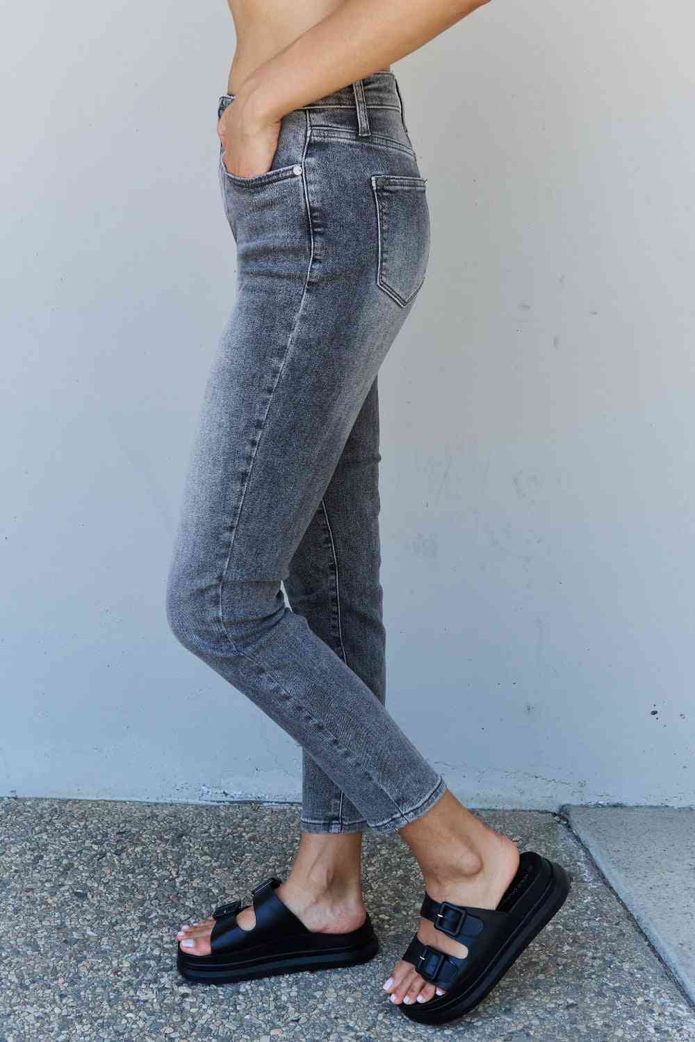 Judy Blue Racquel Full Size High Waisted Stone Wash Slim Fit Jeans