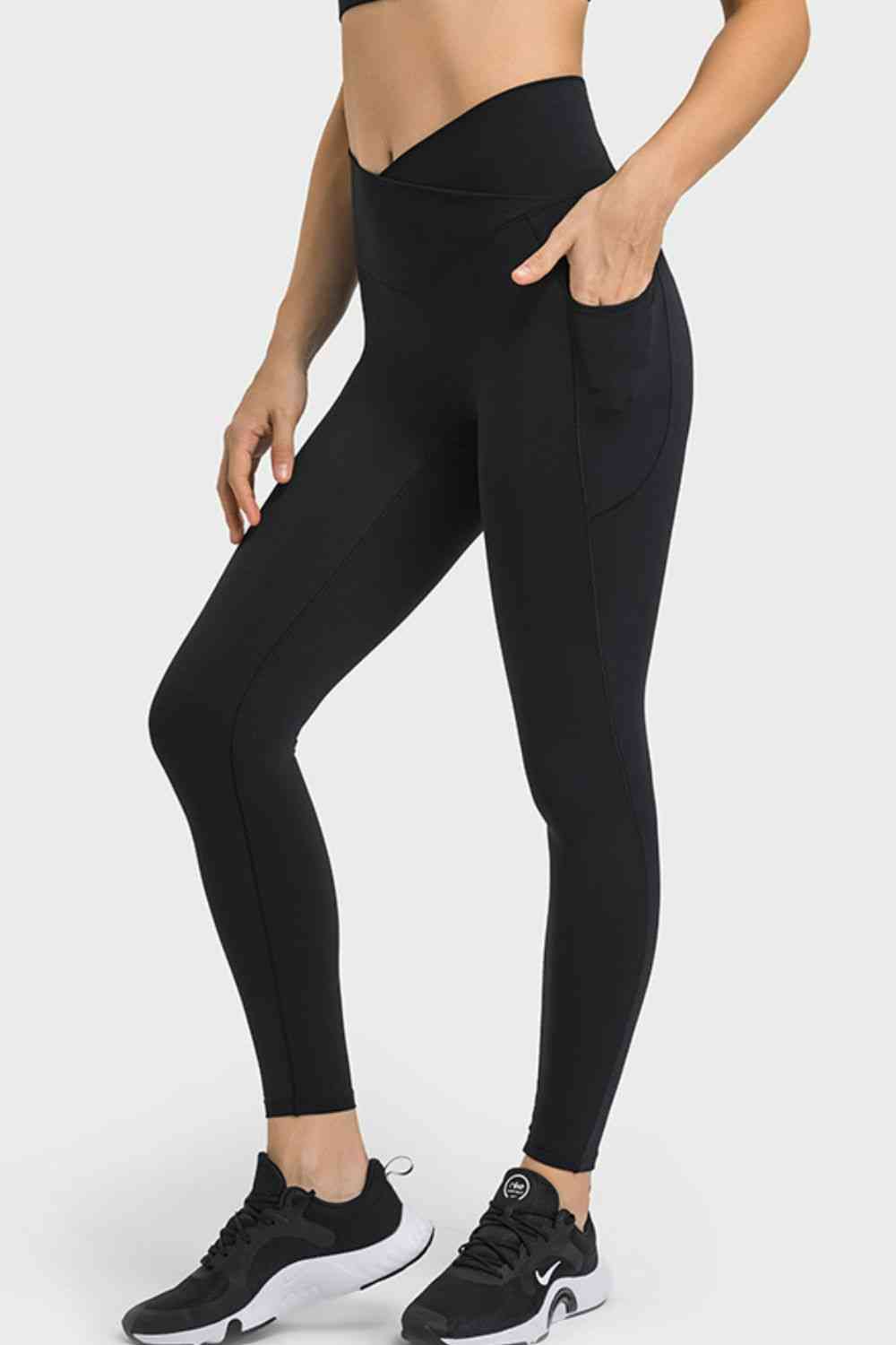 V-Waist Yoga Leggings with Pockets - Create the impossible
