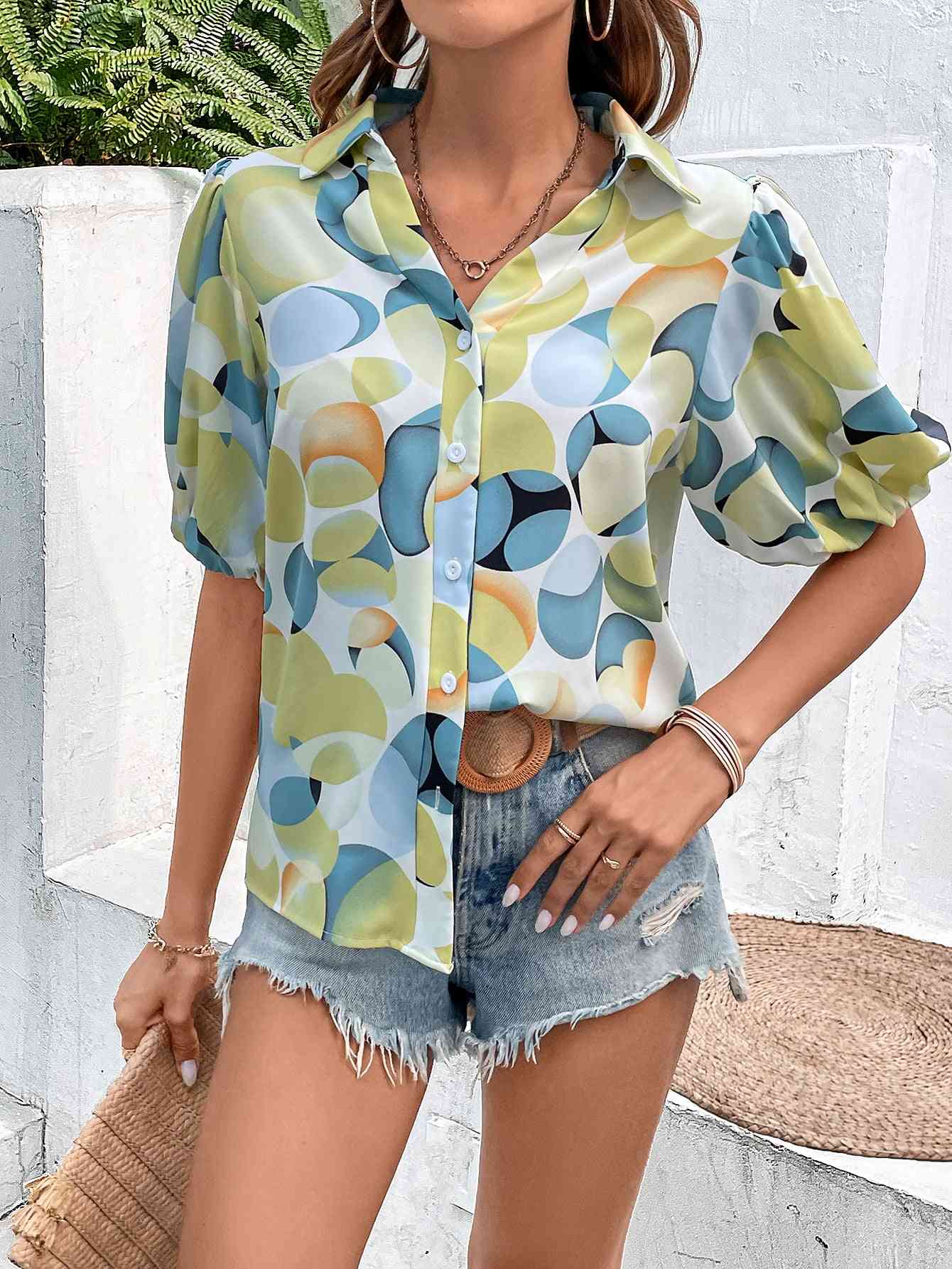 Printed Short Puff Sleeve Shirt