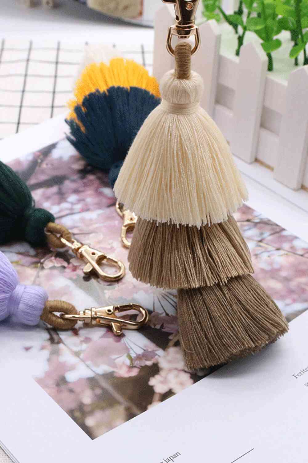 Assorted 4-Pack Multicolored Fringe Keychain - Create the impossible