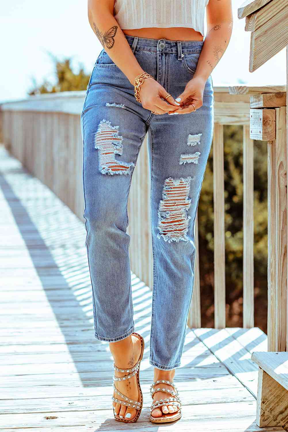 Baeful Distressed Ankle-Length Straight Leg Jeans