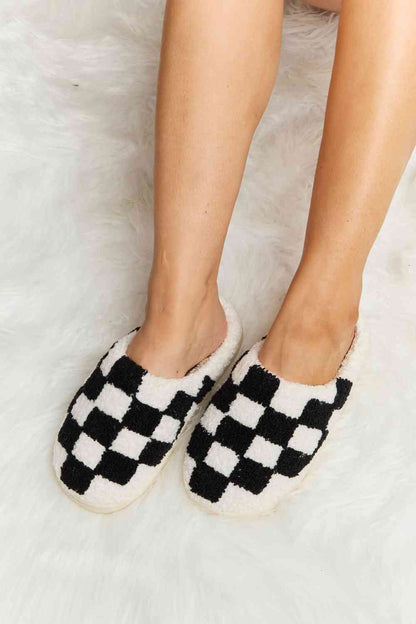 Melody Checkered Print Plush Slide Slippers