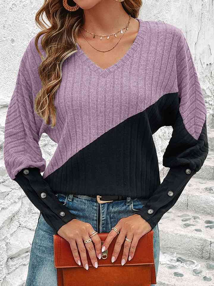 Contrast Buttoned V-Neck Blouse - Create the impossible