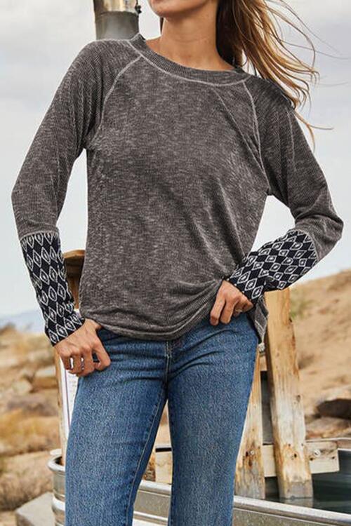 Geometric Round Neck Long Sleeve Top - Create the impossible