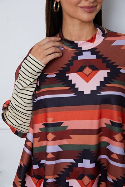 Geometric Striped Splicing Round Neck Blouse - Create the impossible