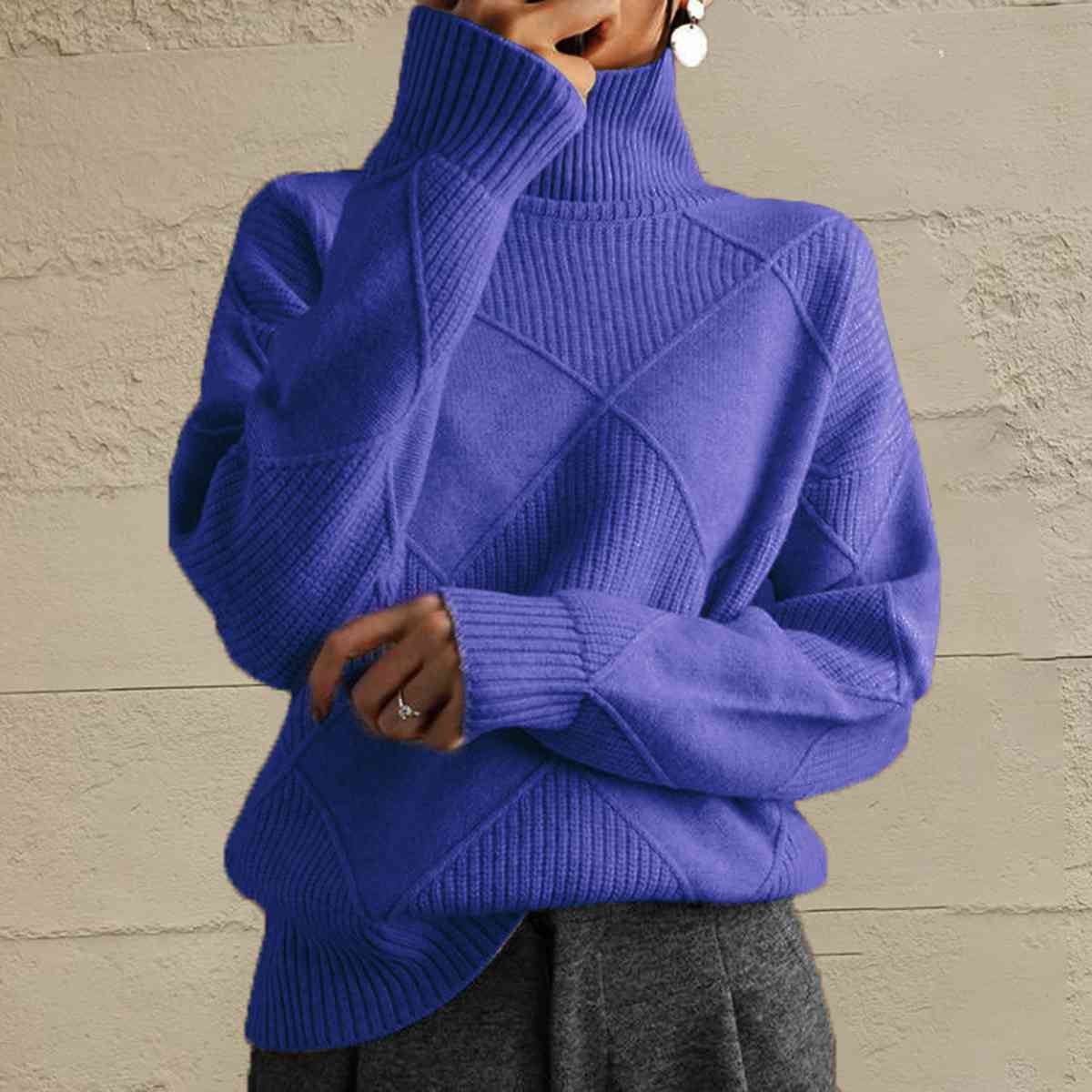 Geometric Turtleneck Long Sleeve Sweater - Create the impossible