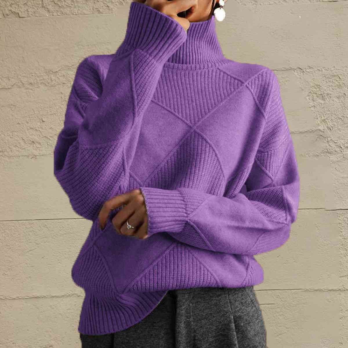 Geometric Turtleneck Long Sleeve Sweater - Create the impossible
