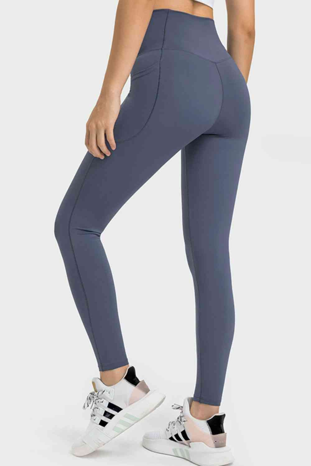 V-Waist Yoga Leggings with Pockets - Create the impossible