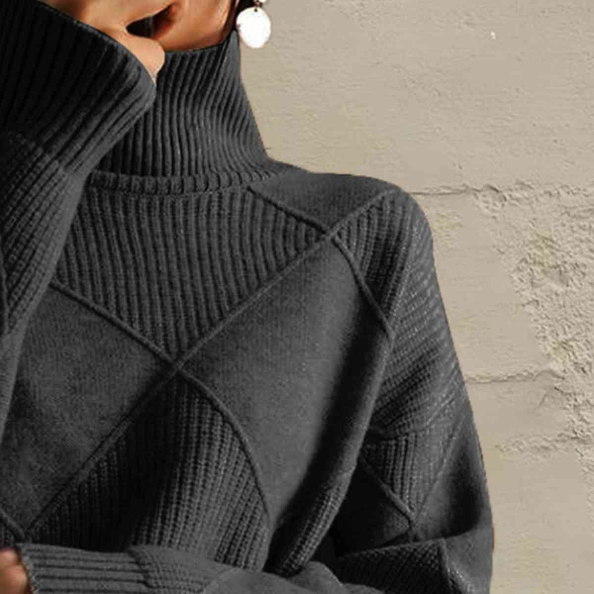Geometric Turtleneck Long Sleeve Sweater - Create the impossible