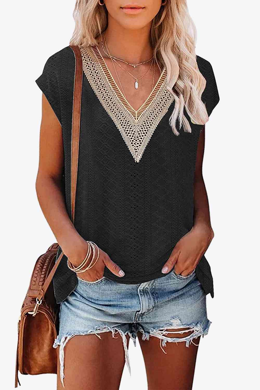 Eyelet Contrast V-Neck Tee