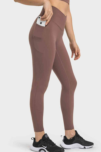 V-Waist Yoga Leggings with Pockets - Create the impossible