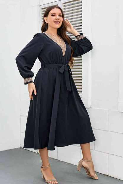 Melo Apparel Plus Size Contrast Tie Waist Midi Dress